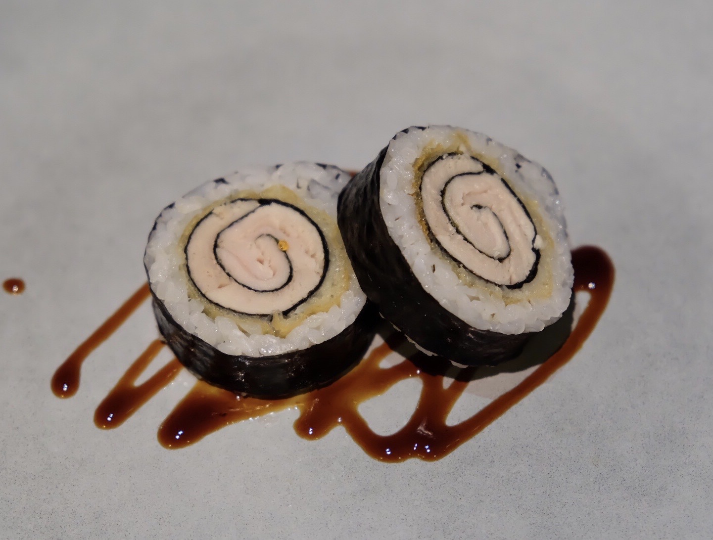 Tempura Maki Med Tun (5 stk.)